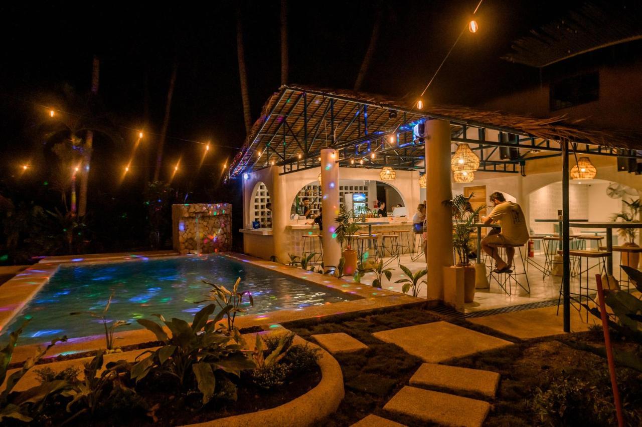 Mad Monkey Panglao Hostel ภายนอก รูปภาพ