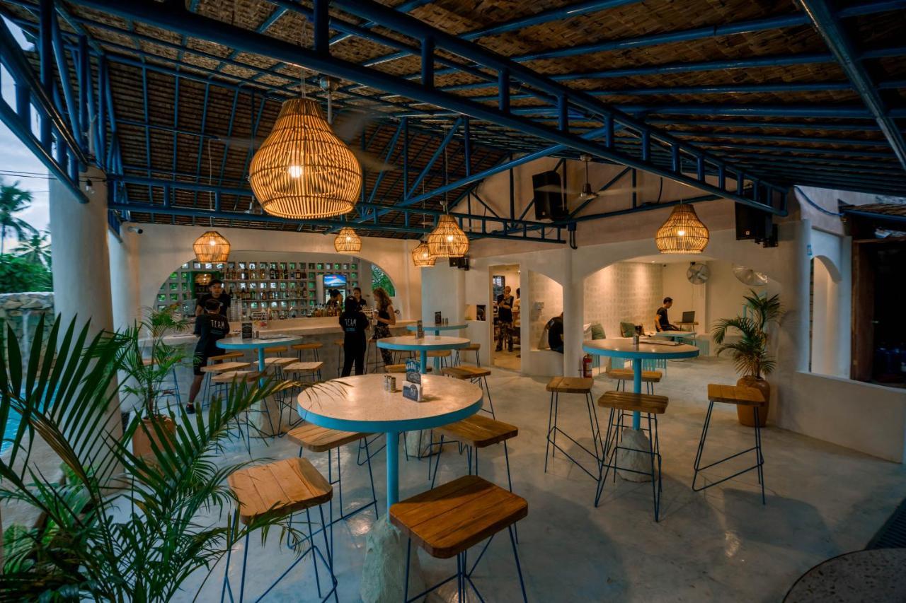 Mad Monkey Panglao Hostel ภายนอก รูปภาพ