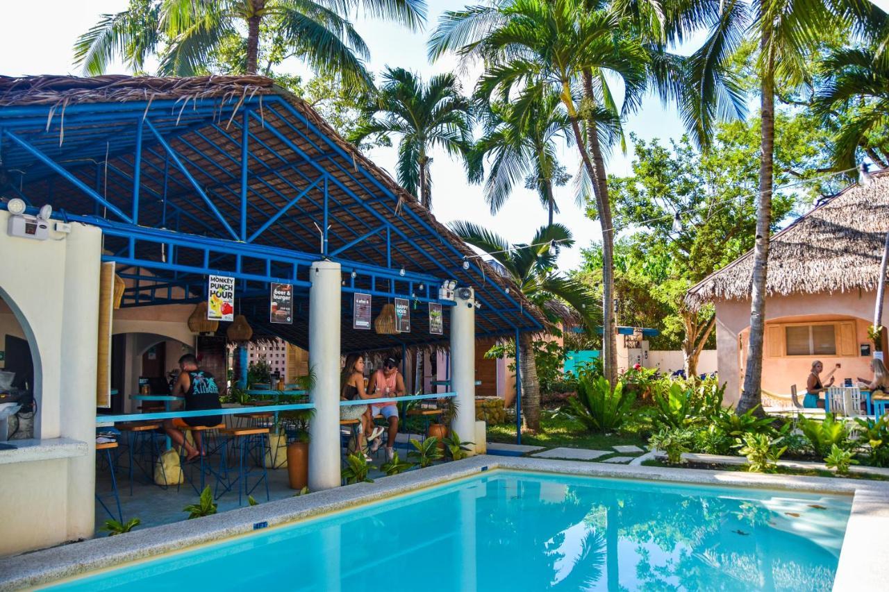 Mad Monkey Panglao Hostel ภายนอก รูปภาพ